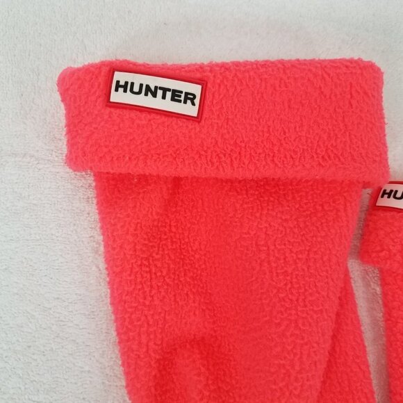 HUNTER Size M 5-7 Fleece Boot Sock Liners in Pink / Coral Red  Good pre-owned co - Picture 2 of 5